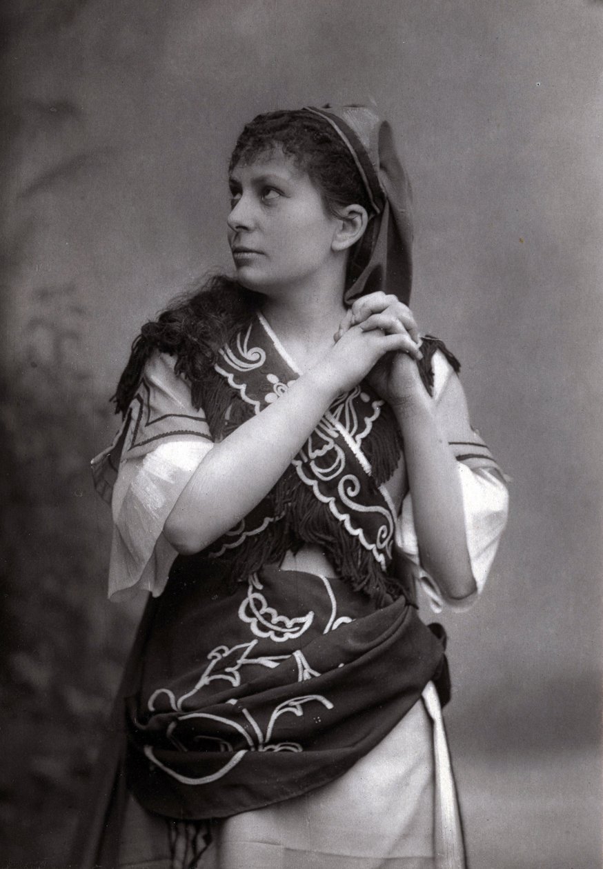 Portret sopranistki Elisabeth Janvier w „Le Tribut de Zamora” Charlesa Gounoda z 1881 roku. autorstwa Unknown photographer