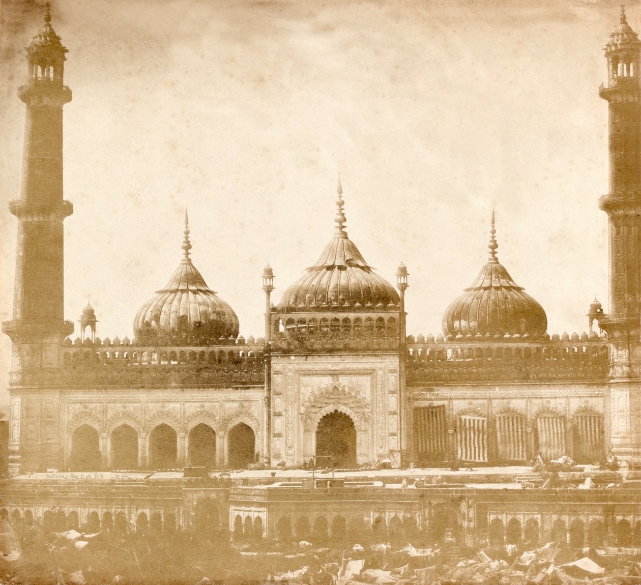Wielka Imambara, Lucknow, Indie autorstwa Unknown photographer