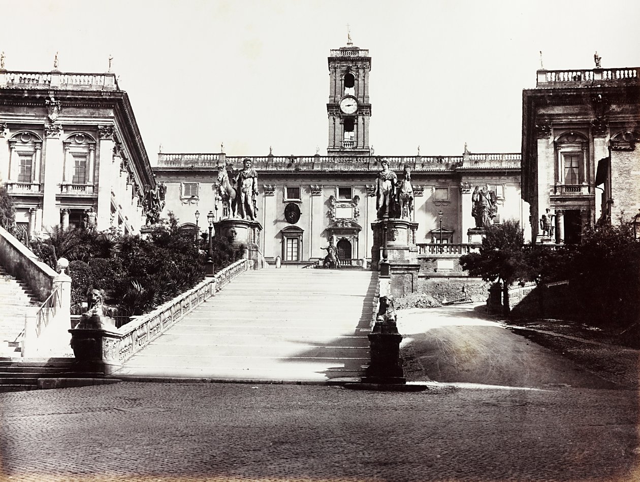 Widok na Campidoglio z Palazzo Senatorio, Rzym autorstwa Unknown photographer