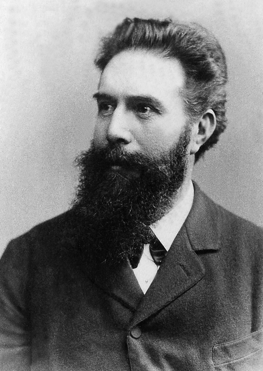 Wilhelm Conrad Röntgen autorstwa Unknown photographer