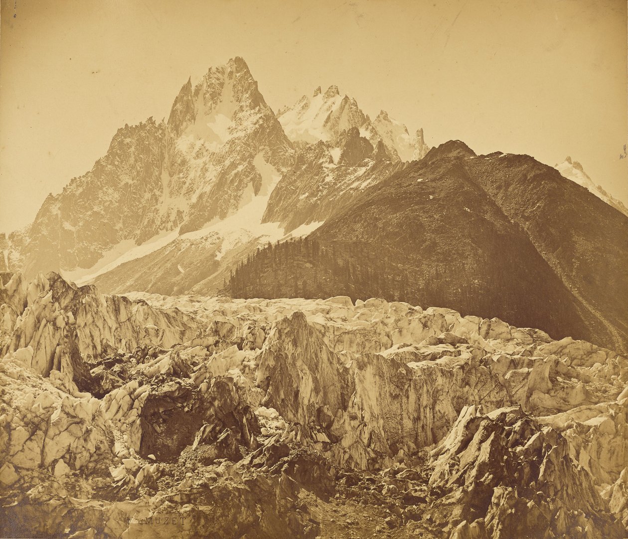 Mont-Blanc (Haute-Savoie), lodowiec Glacier des Bois i Aiguille des Charmoz autorstwa V. Muzet