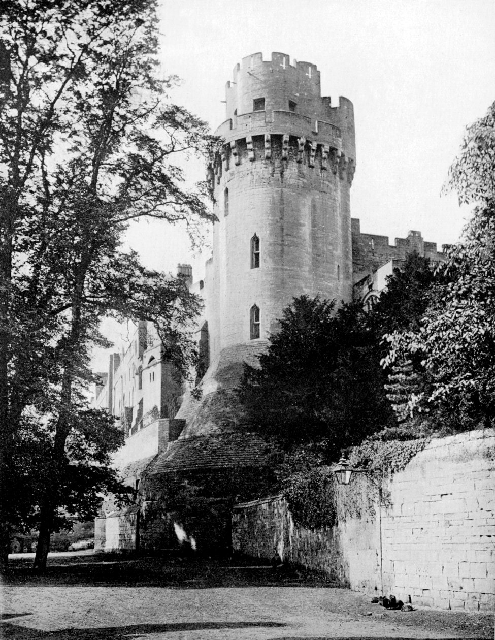 Caesars Tower, zamek Warwick, Warwickshire, 1924-1926. autorstwa Valentine and Sons Ltd