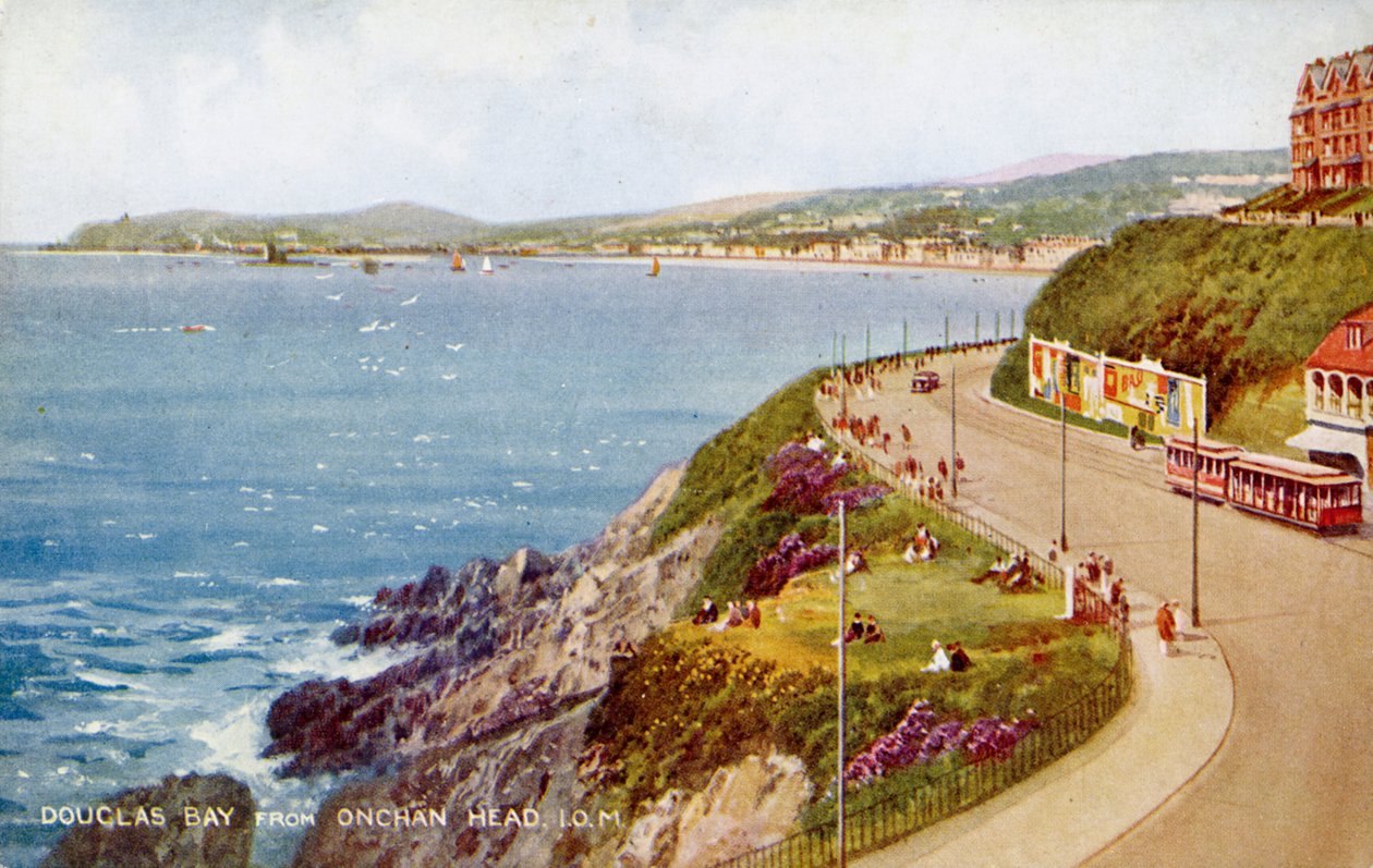 Douglas Bay z Onchan Head, Isle of Man, lata 30-te i 40-te XX wieku. autorstwa Valentine and Sons Ltd