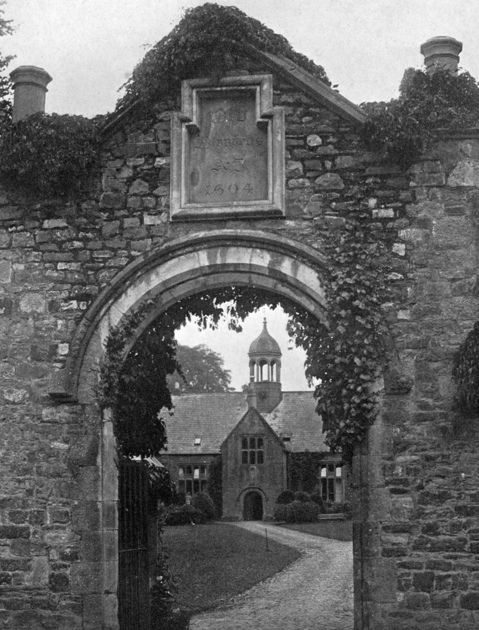 Szkoła Blundells, Tiverton, Devon, 1924-1926 autorstwa Valentine and Sons Publishing Co