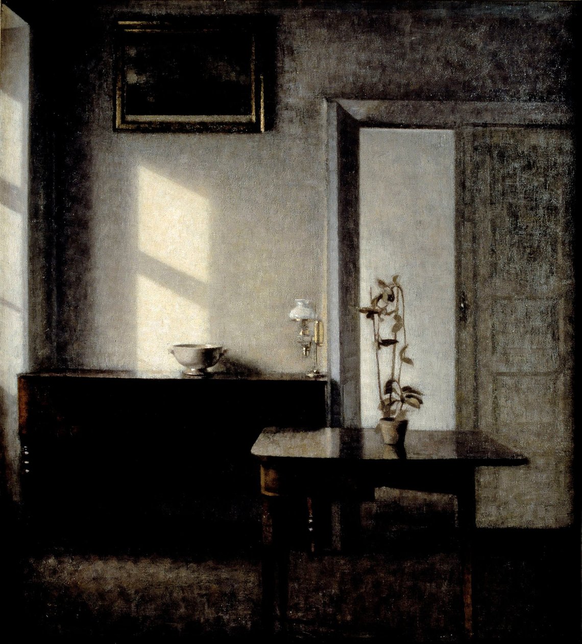 Wnętrze z rośliną doniczkową na stole do kart, 1910-1911 autorstwa Vilhelm Hammershøi