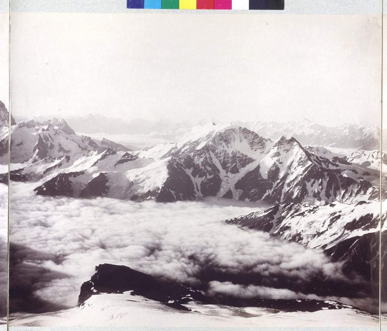 Zdjęcie panoramiczne ze szczytu Elbrus autorstwa Vittorio Sella