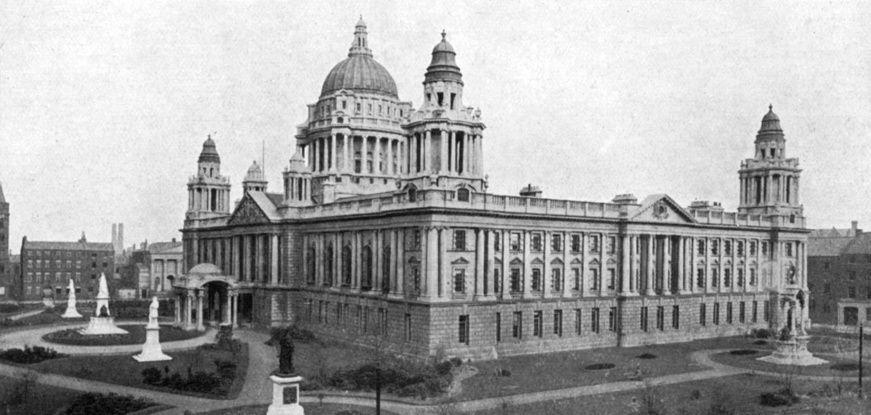 Ratusz, Belfast, 1924-1926 autorstwa WA Green