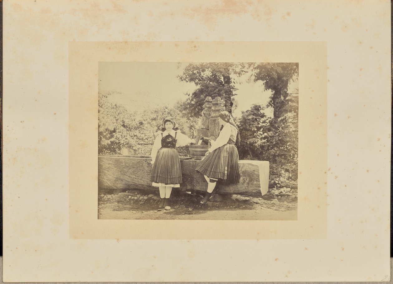 Słoweńcy z Gail Thal w strojach świątecznych, Karyntia autorstwa W.D. Howard and F.H. Lloyd