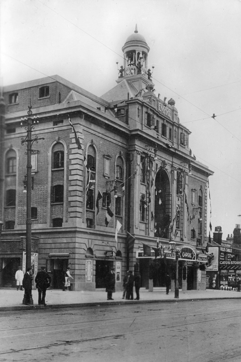 Chiswick Empire, Chiswick, Londyn, początek XX wieku. autorstwa W. F. Seymour