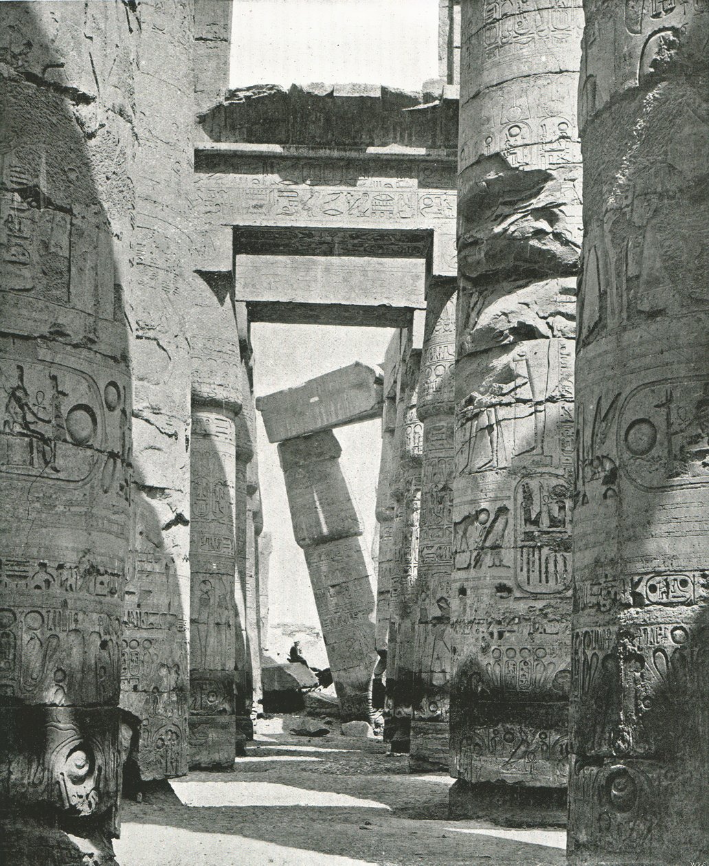Kolumny Sali Hypostyle, Karnak, Egipt, 1895. autorstwa W and S Ltd