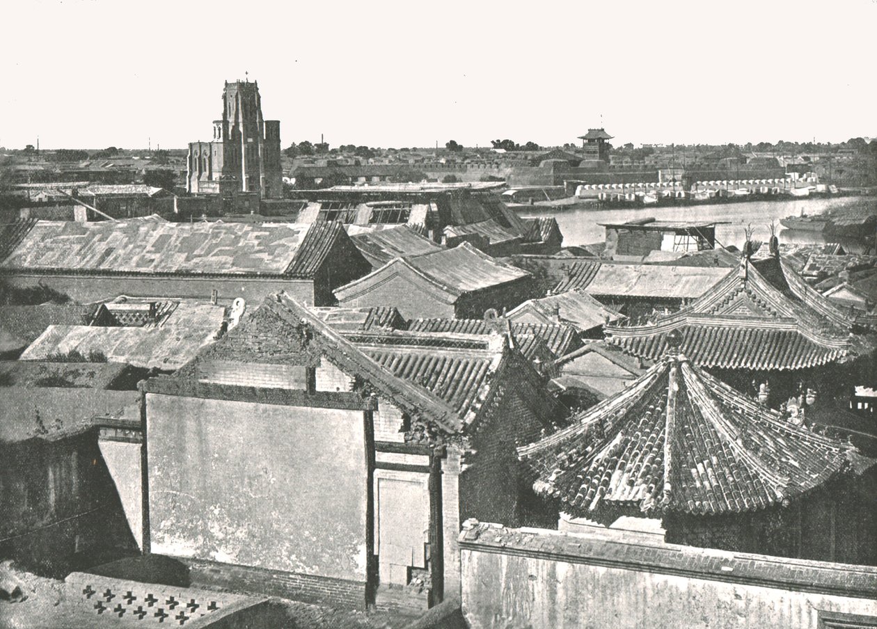 Widok ogólny przedstawiający ruiny katedry, Tien-Cin, Chiny, 1895. autorstwa W and S Ltd
