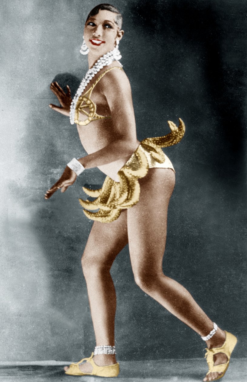 Josephine Baker (1906-1975) w Folies Bergere w Paryżu z pasem do bananów autorstwa Walery
