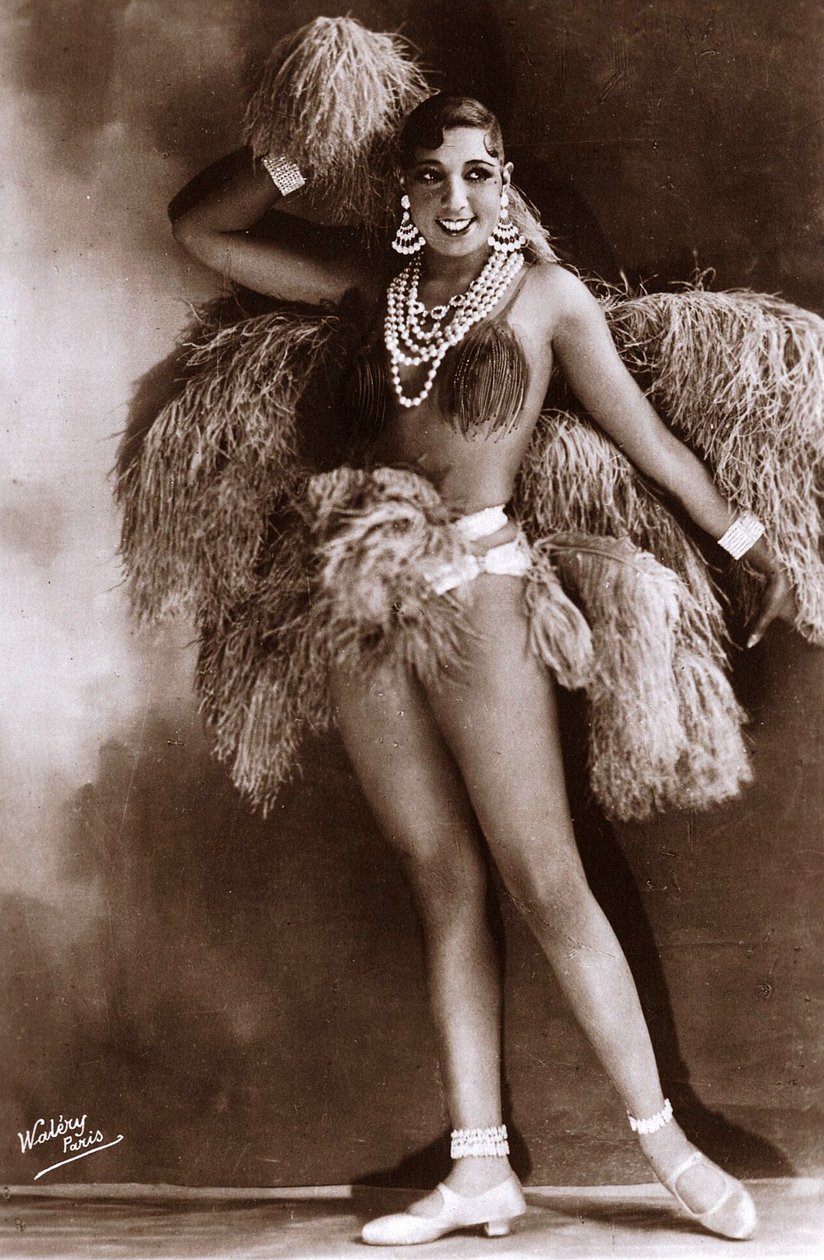 Josephine Baker c.1927 (zdjęcie czarno-białe) autorstwa Walery