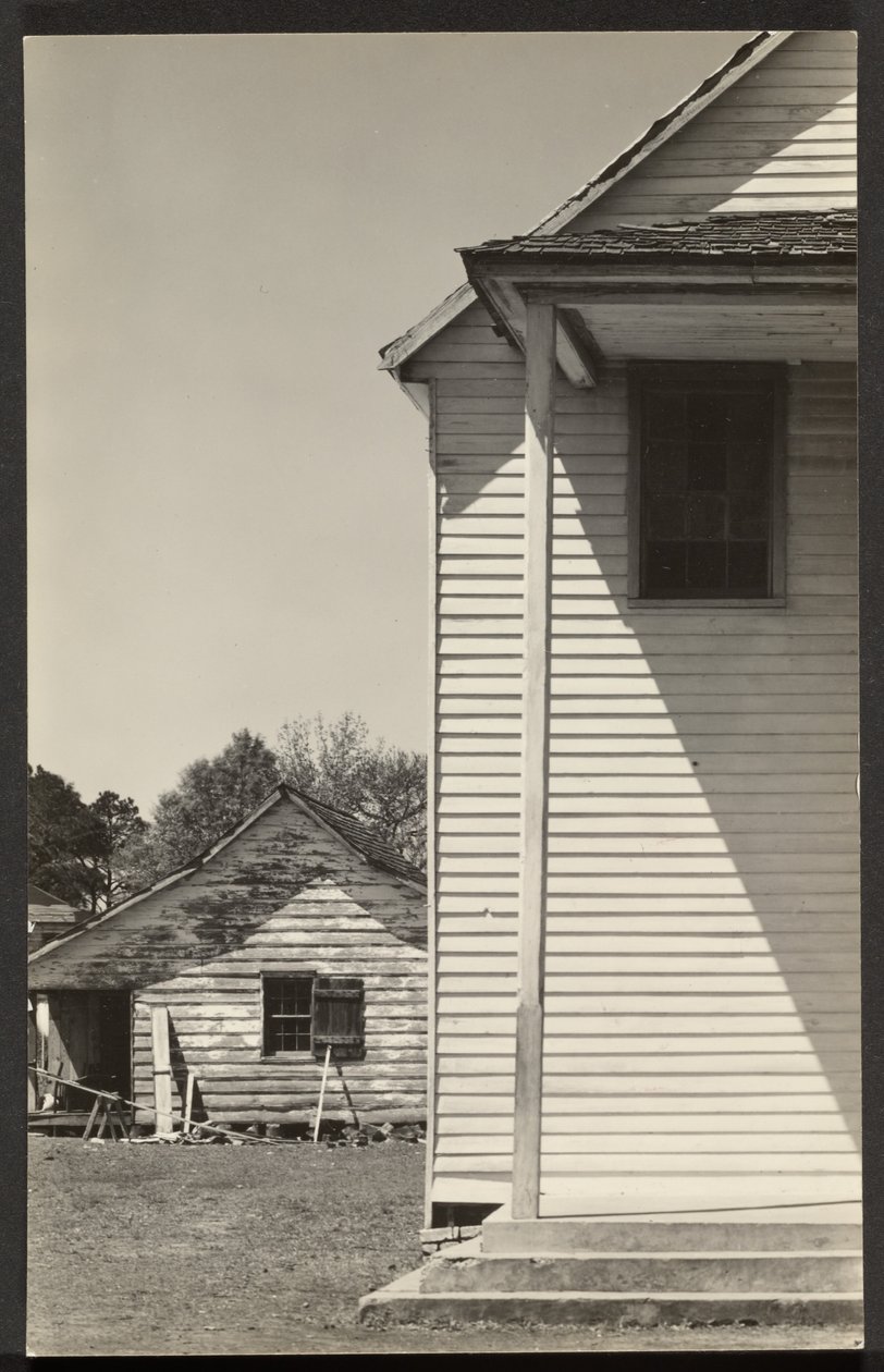 [Szczegół kościoła murzyńskiego w Karolinie Południowej]. autorstwa Walker Evans