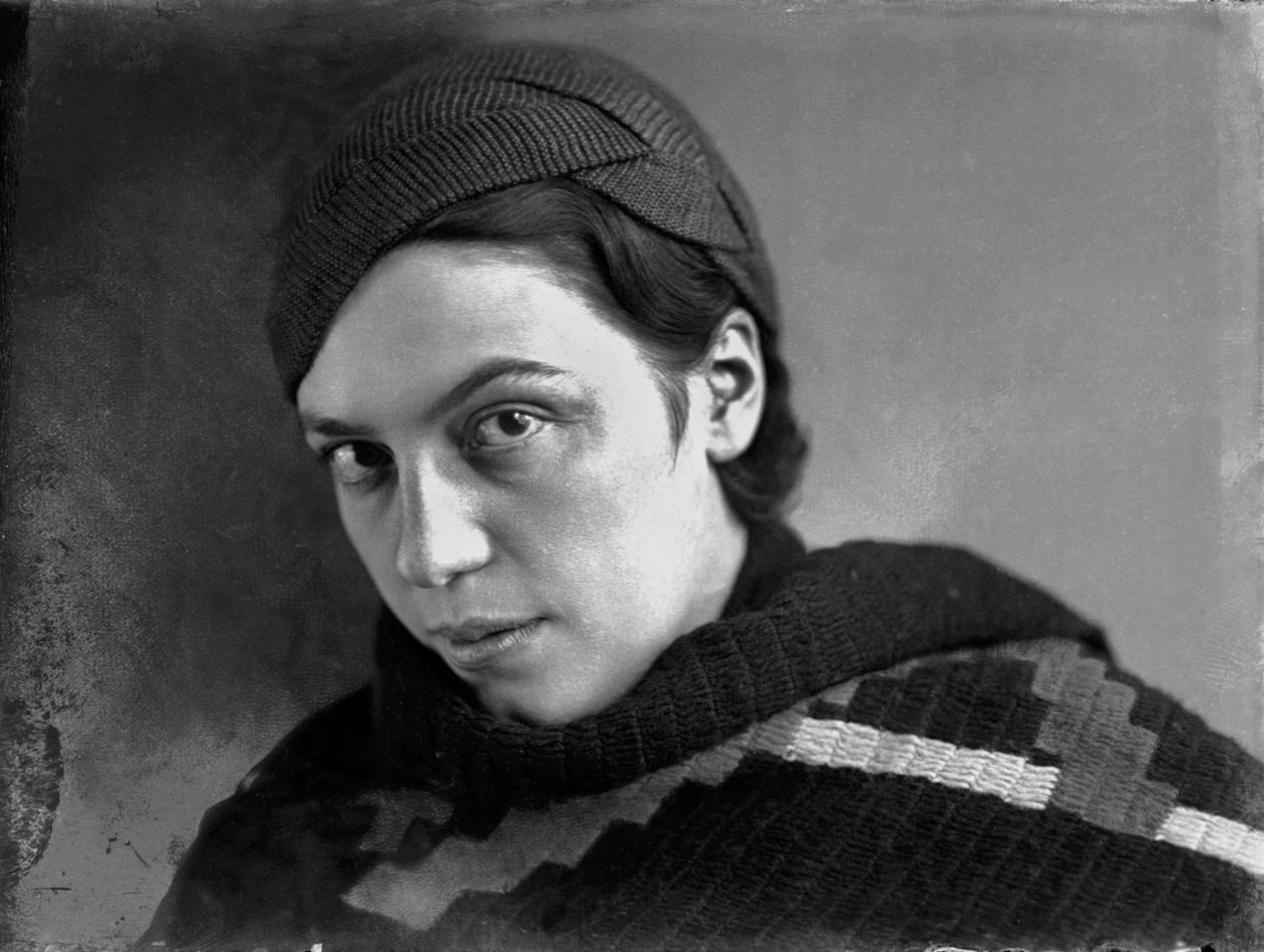 Portret Anity Pittoni, ok. 1940 r. (zdjęcie czarno-białe) autorstwa Wanda Wulz