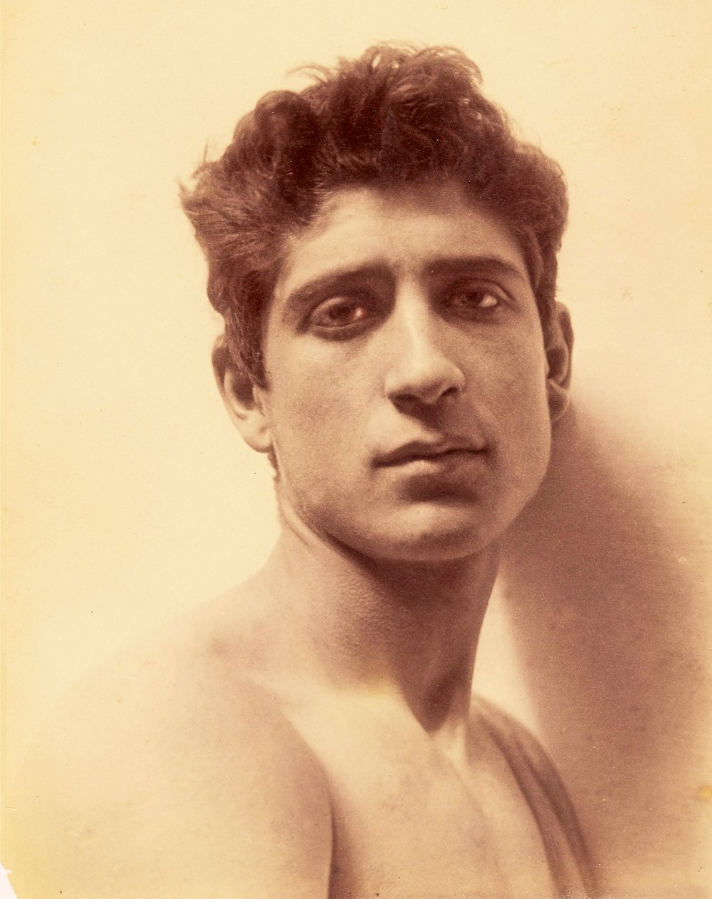 Studium chłopca, Sycylia, C.1898 (zdjęcie w sepii) autorstwa Baron Wilhelm von Gloeden