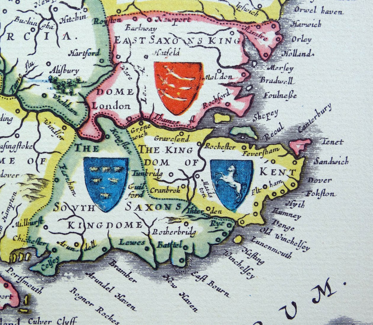 Tarcze Sussex, Kent i Essex z Heptarchii; zbiorcza nazwa stosowana do anglosaskich królestw południowej, wschodniej i środkowej Anglii w późnej starożytności i wczesnym średniowieczu. autorstwa Willem Blaeu