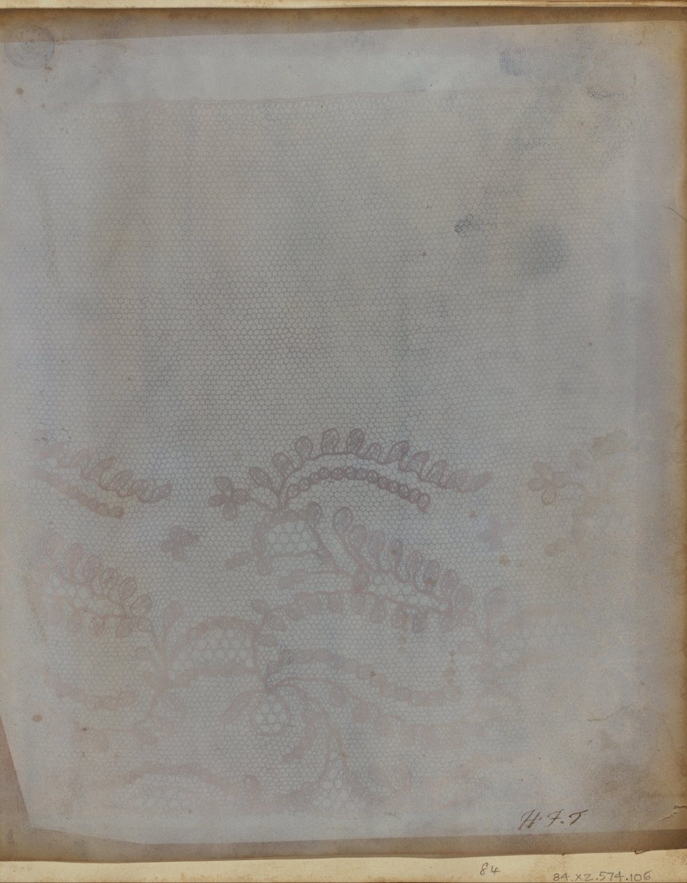 Fragment koronki. autorstwa William Henry Fox Talbot