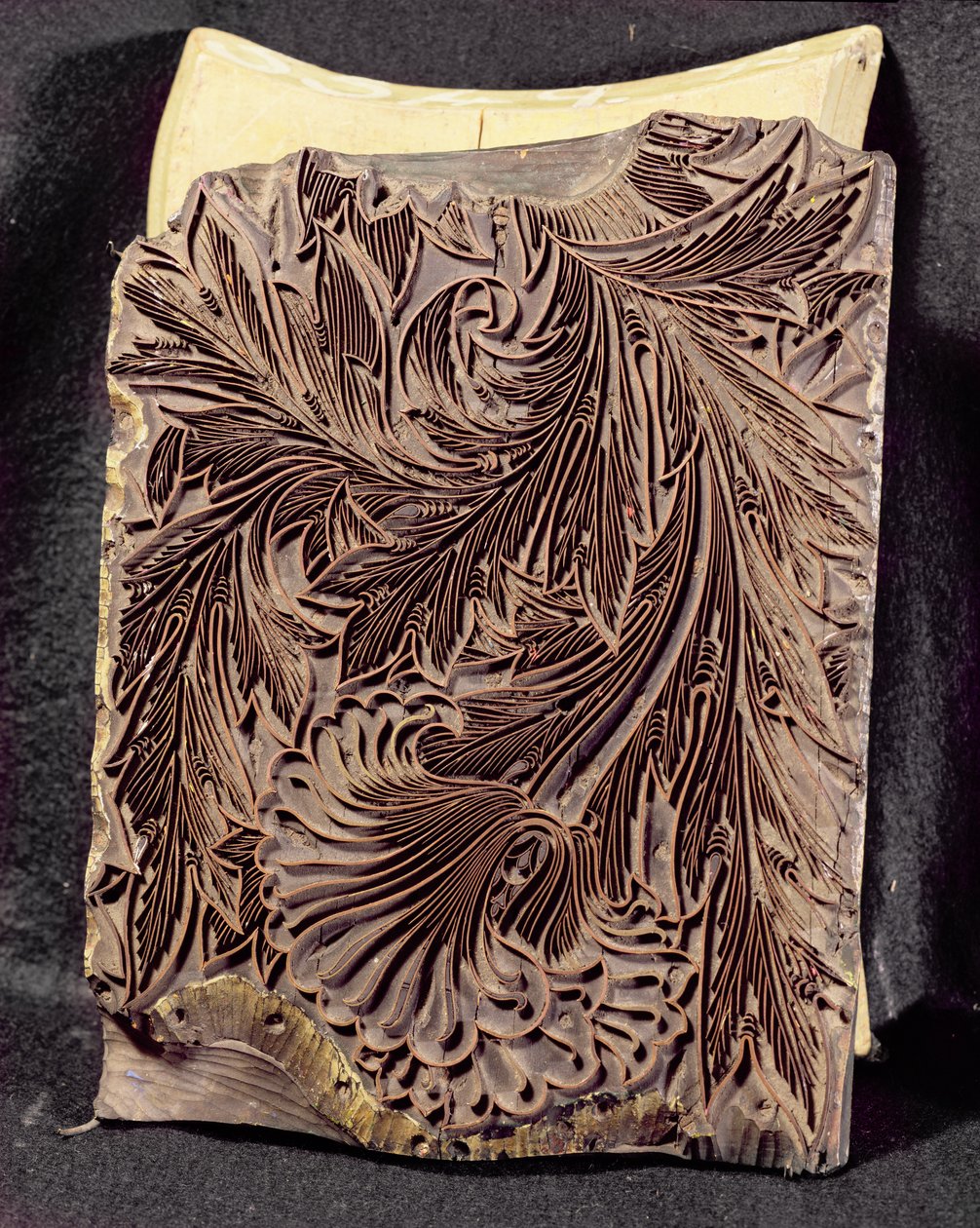 Klocek drukowy tulipan, 1875 (drewno rzeźbione) autorstwa William Morris