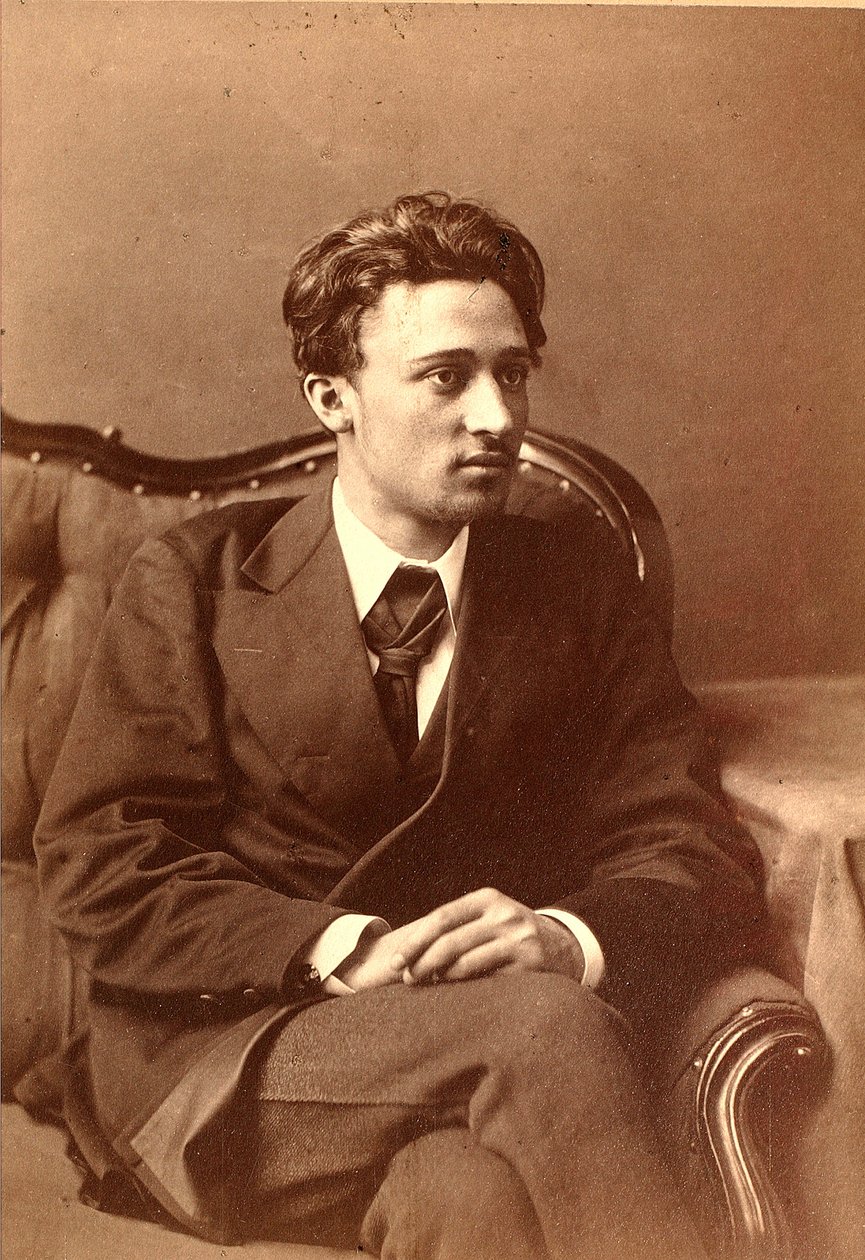 Portret autora Wsiewołoda Michajłowicza Garszyna (zdjęcie w sepii) autorstwa William Andreevich Carrick