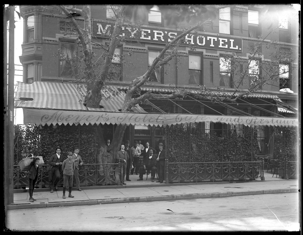 Hotel Meyera, Hoboken, ok. 1910 r. autorstwa William Davis Hassler