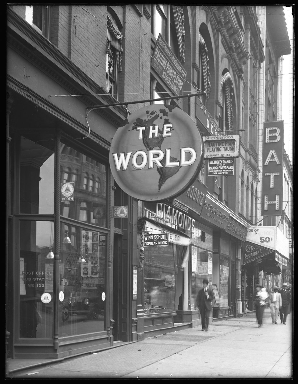 Znak dla "The World" przy 155 W. 125th Street, Nowy Jork, 15 czerwca 1916 r. autorstwa William Davis Hassler