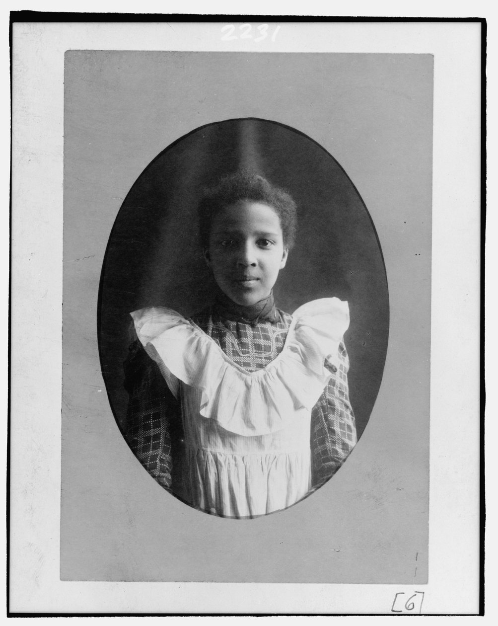 Bazoline Estelle Usher, studentka Uniwersytetu w Atlancie autorstwa William Edward Burghardt "W. E. B." Du Bois