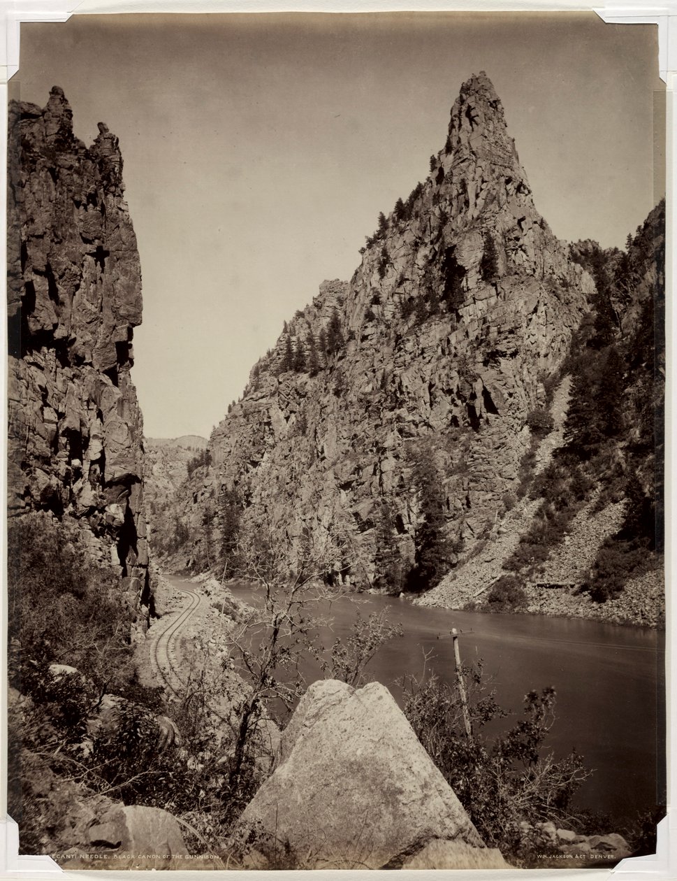 Igła Currecanti, Czarny Kanon Gunnison, przed 1880 r. autorstwa William Henry Jackson