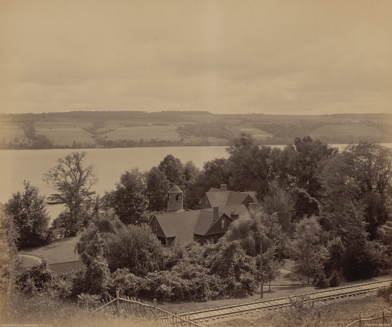 Jezioro Owasco, Casowasco, ok. 1895 (zdjęcie) autorstwa William Herman Rau