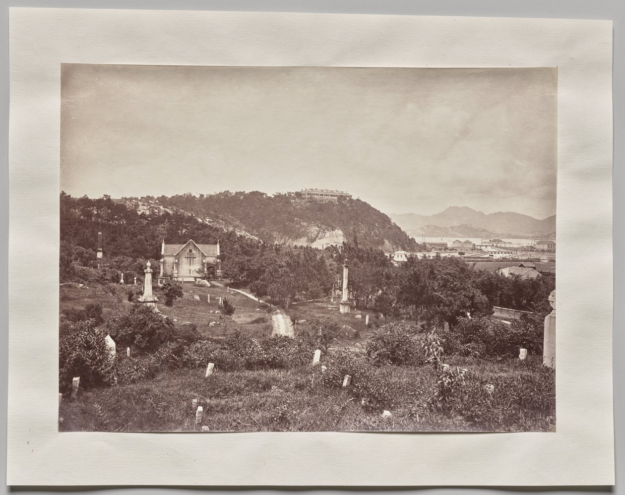 Bez tytułu (Cmentarz Happy Valley, Hongkong) autorstwa William Pryor Floyd
