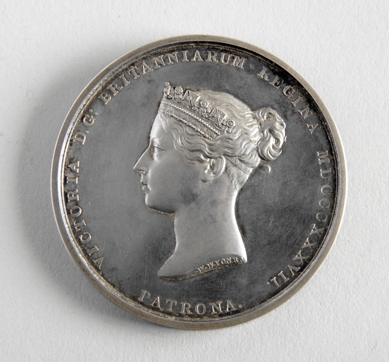 RA medal przyznany George
