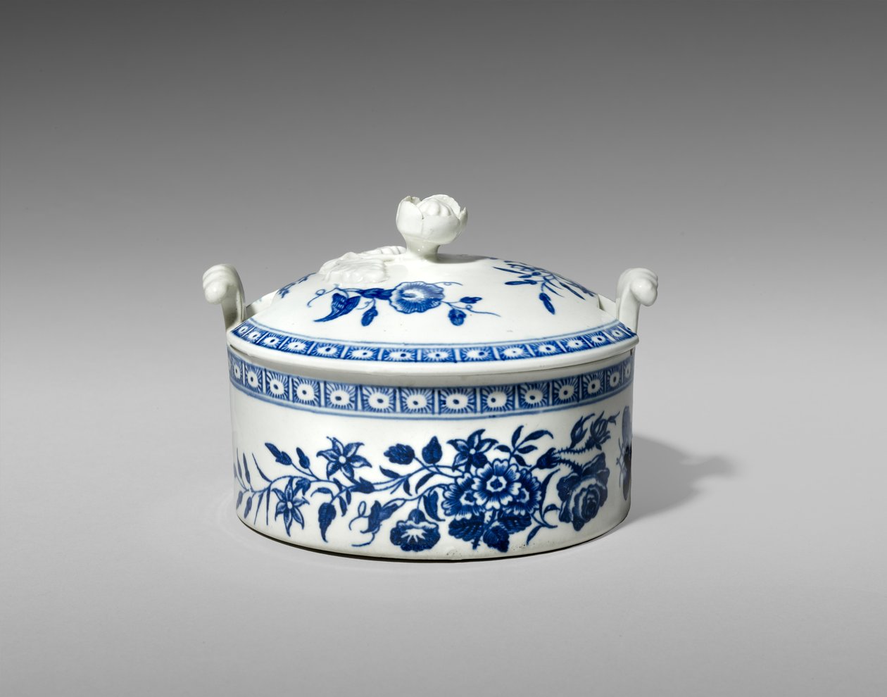 wanna masła, ok. 1770-1783 (miękka porcelana z nadrukiem transferowym) autorstwa Worcester Porcelain Manufactory