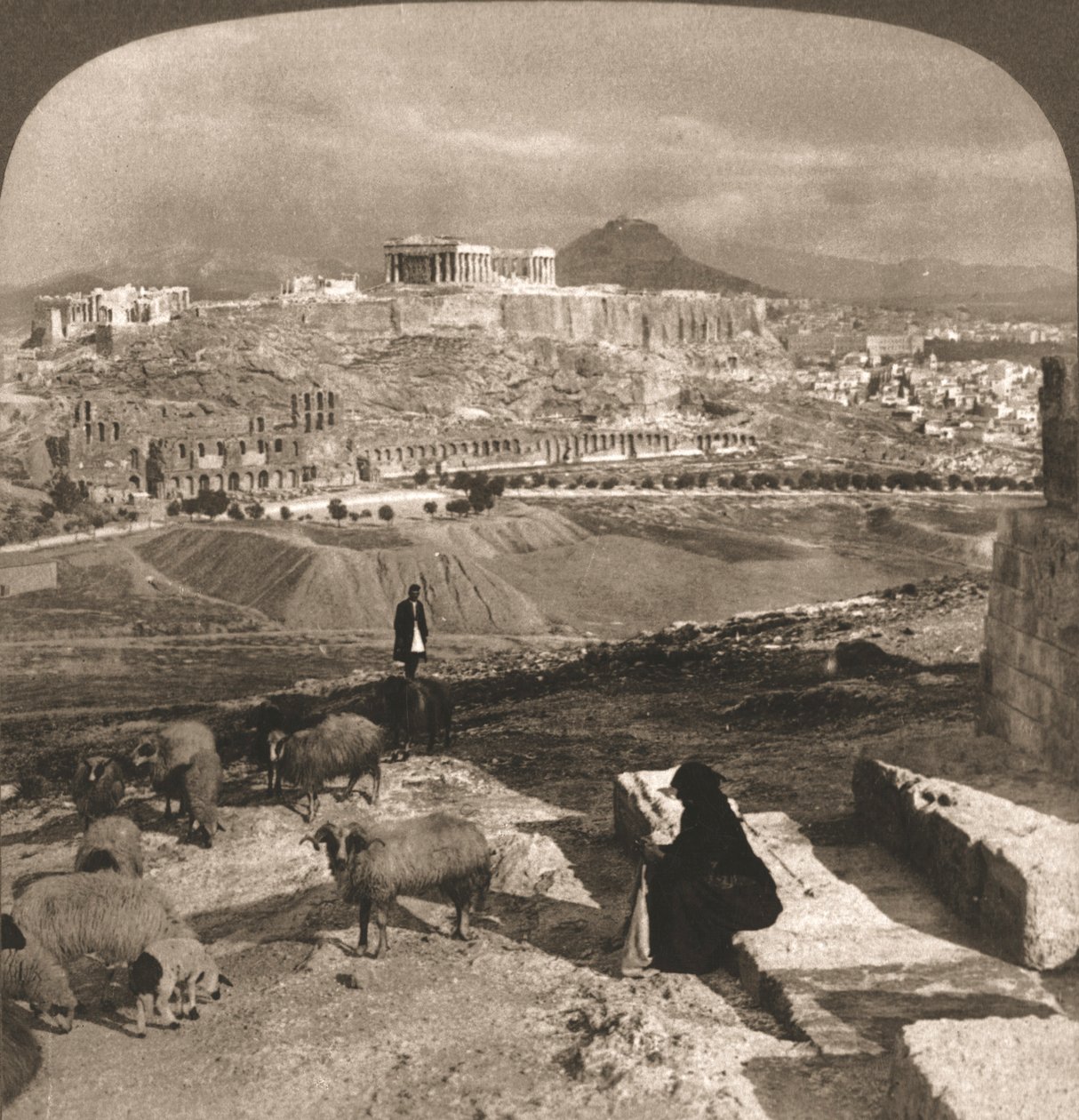 Akropol, Ateny, Grecja, 1902. autorstwa Works and Sun Sculpture Studios