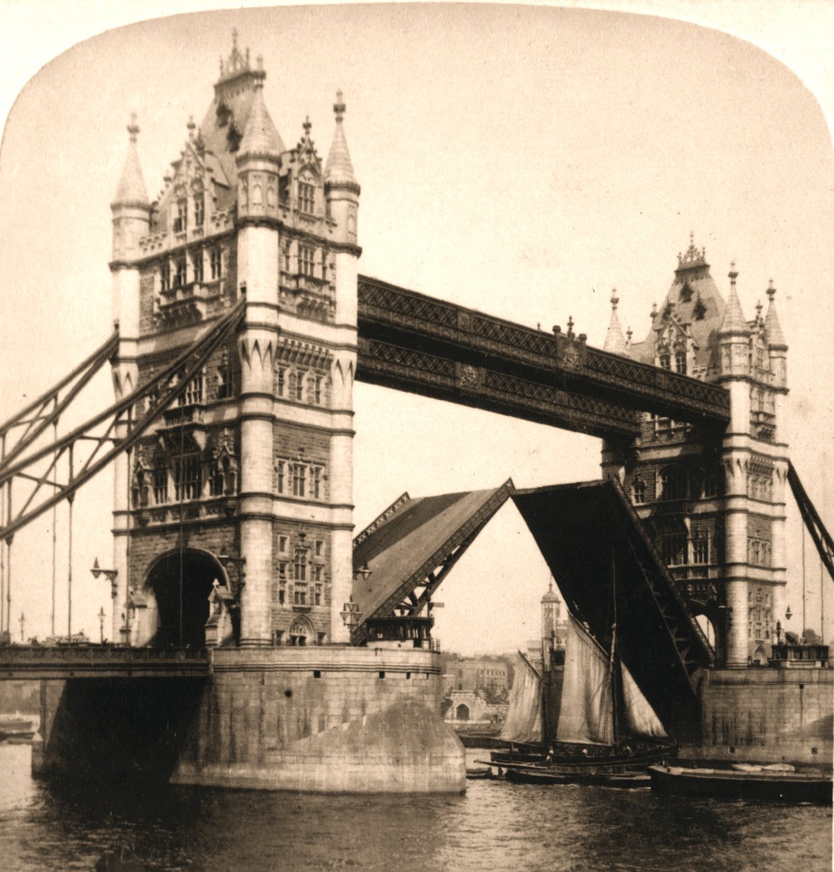 Nowy most Tower Bridge, Londyn, 1896. autorstwa Works and Sun Sculpture Studios