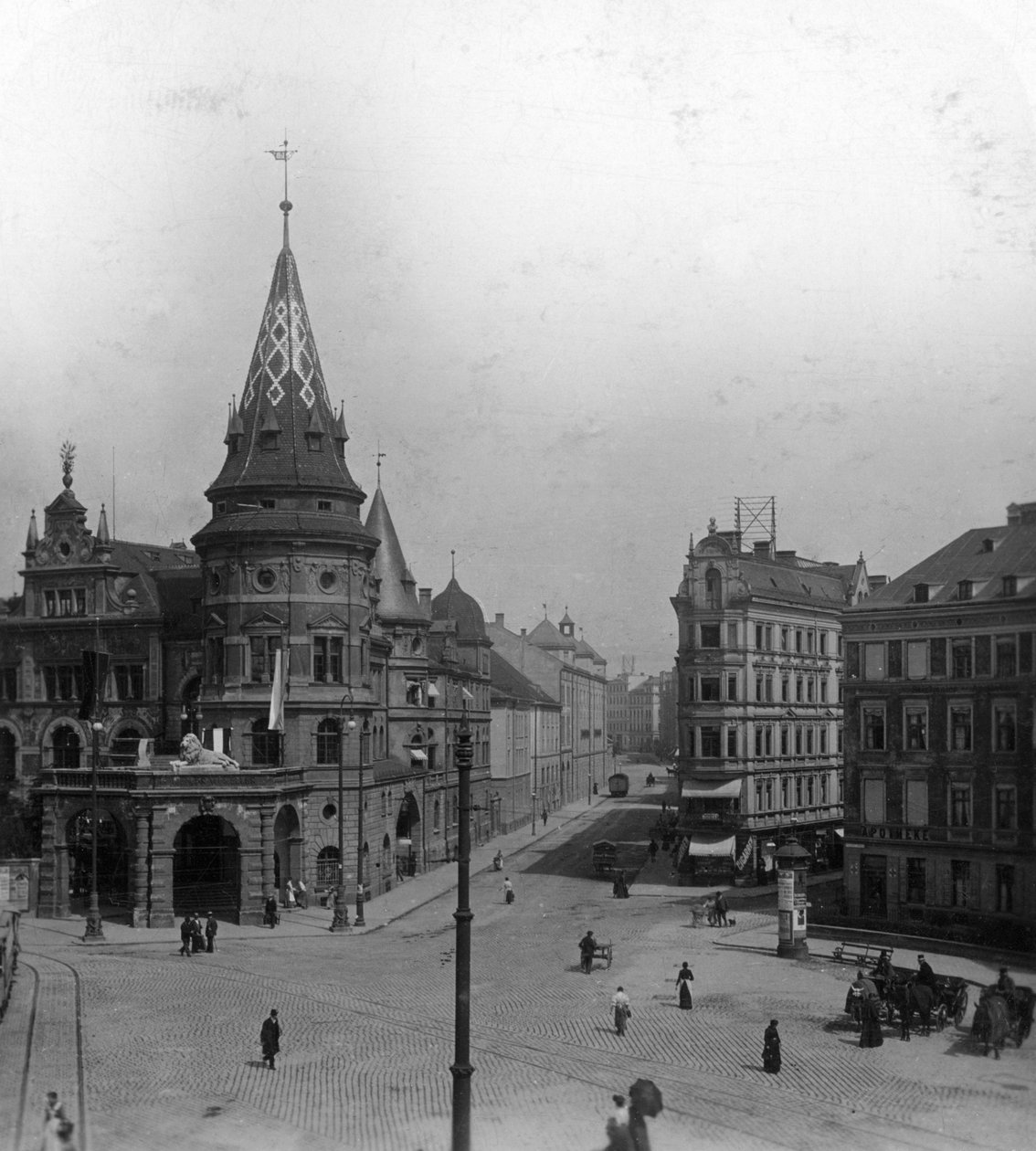 Löwenbräu Keller i Stiglmaierplatz, Monachium, Niemcy, ok. 1900. autorstwa Wurthle and Sons