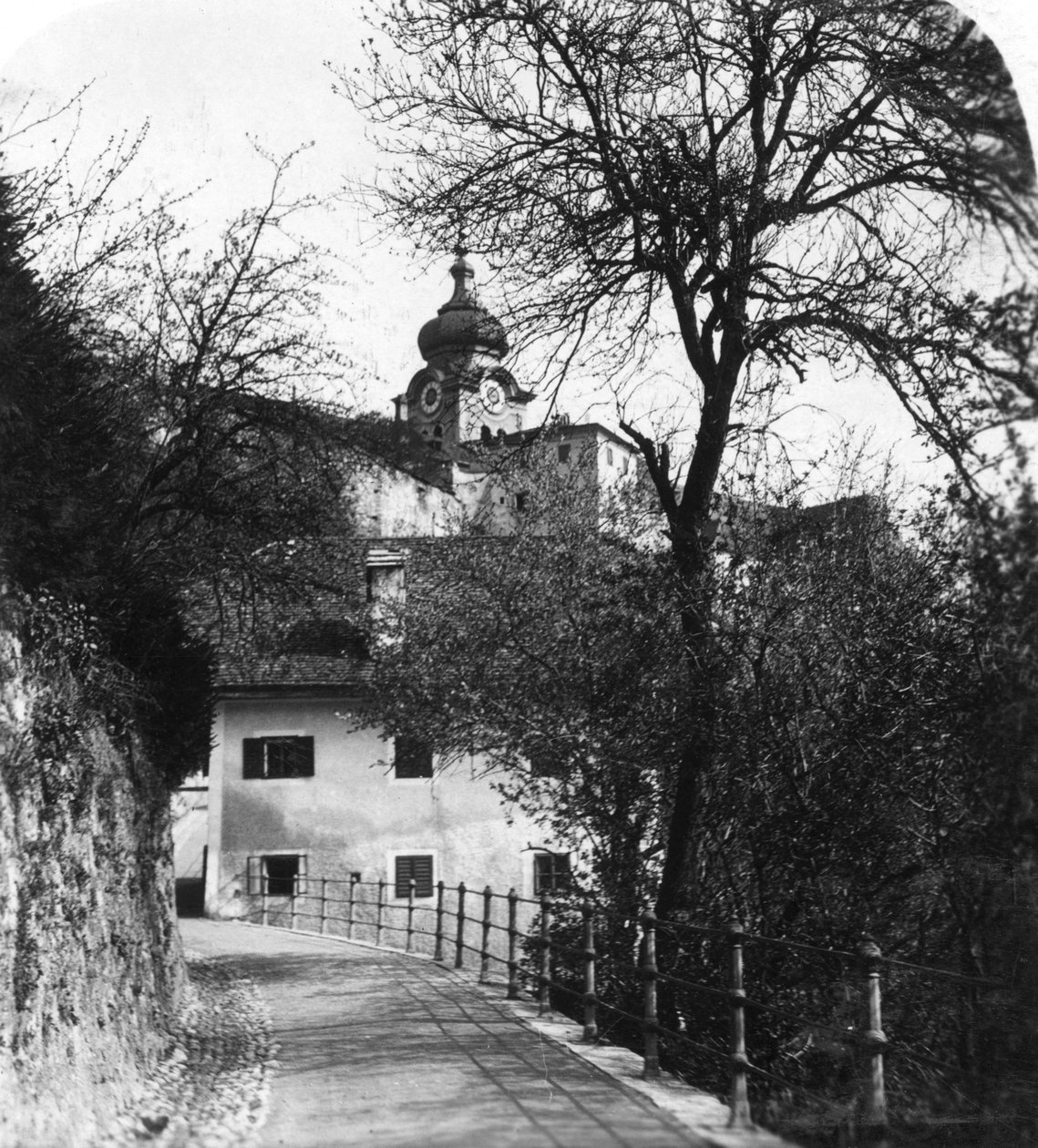 Opactwo Nonnberg, Salzburg, Austria, ok. 1900. autorstwa Wurthle and Sons