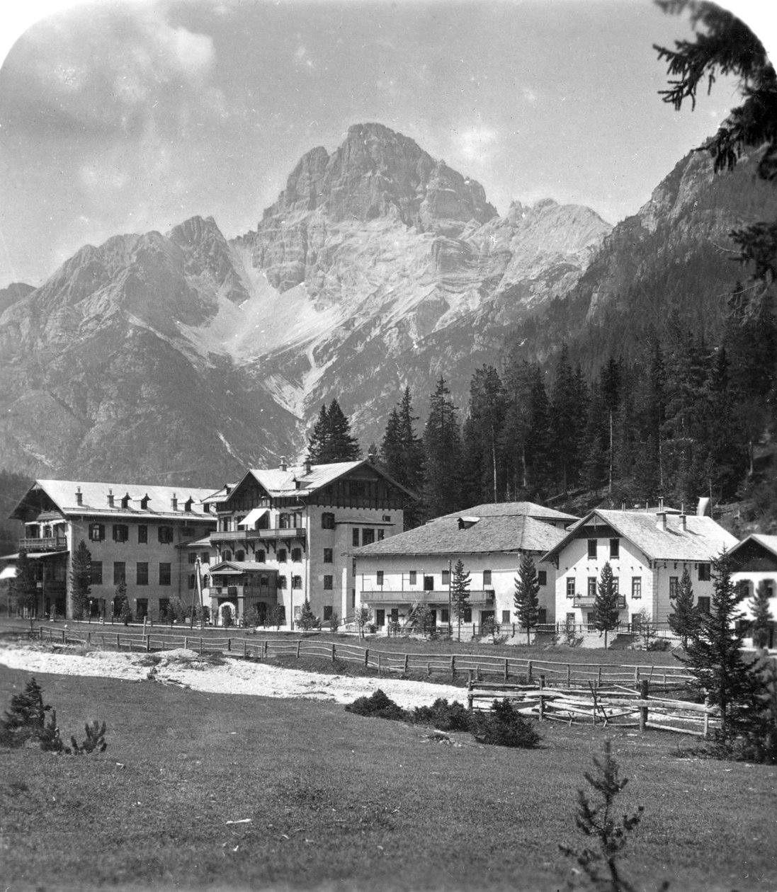 Schluderbach i Croda Pass Croda Rosa, Tyrol, Austria, ok. 1900. autorstwa Wurthle and Sons