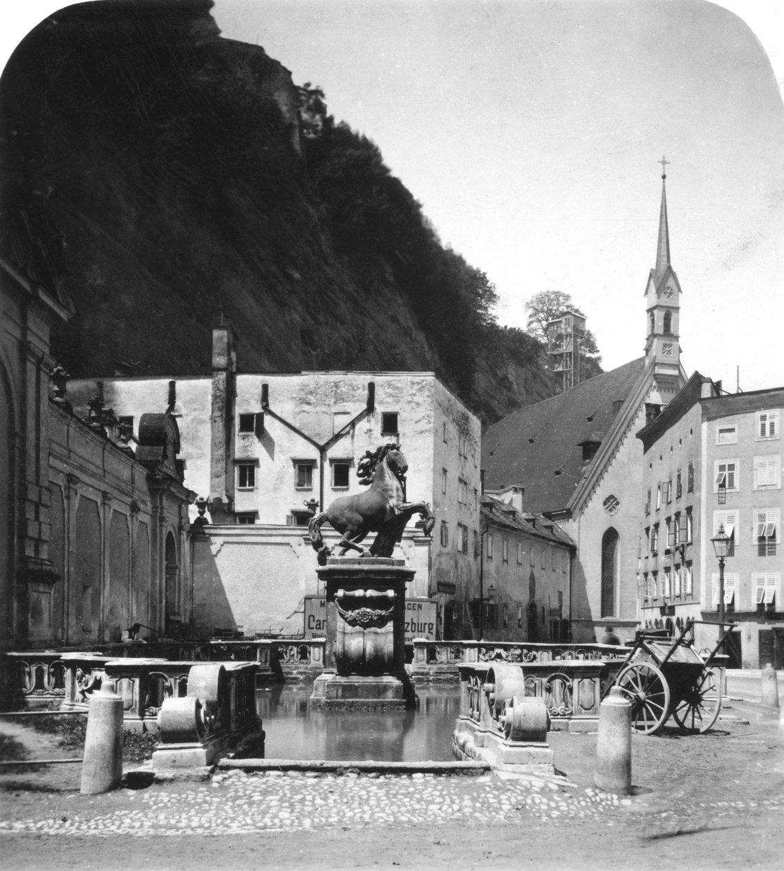 Studnia dla koni Pferdeschwemme, Salzburg, Austria, ok. 1900. autorstwa Wurthle and Sons