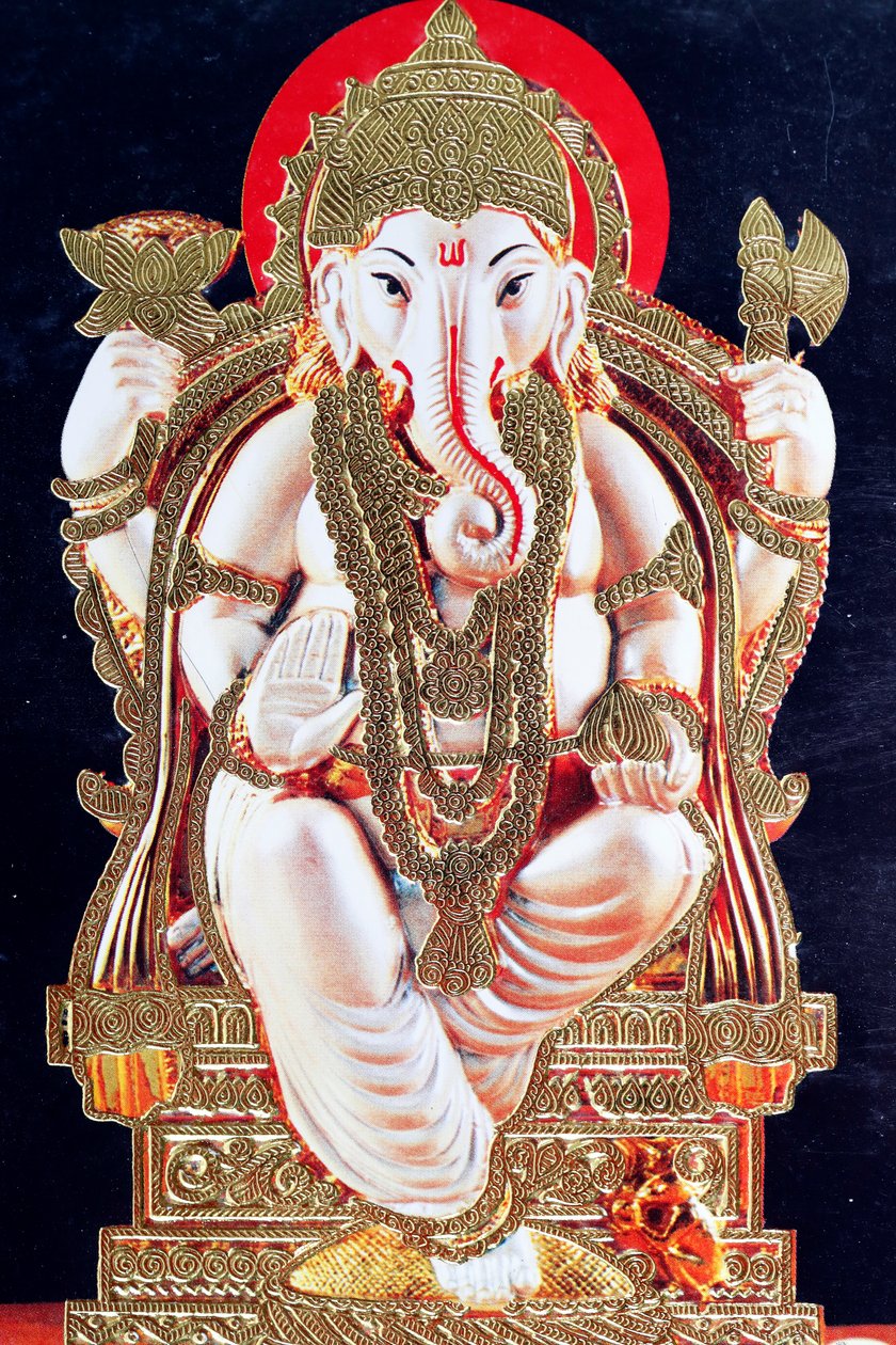 Ganesha lub Ganapati: hinduski bóg z głową słonia. autorstwa . .