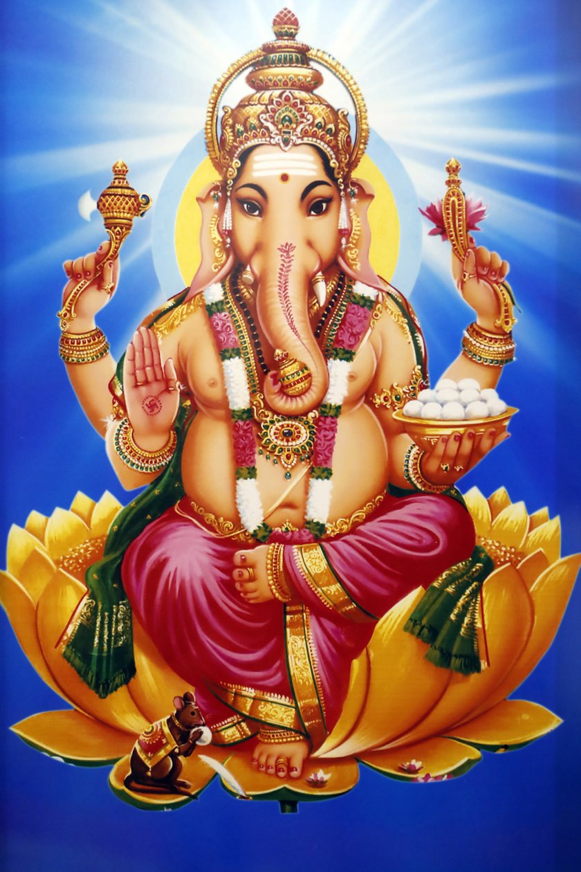 Shiva hinduska świątynia. Ganesha lub Ganapati: hinduski bóg z głową słonia. autorstwa . .