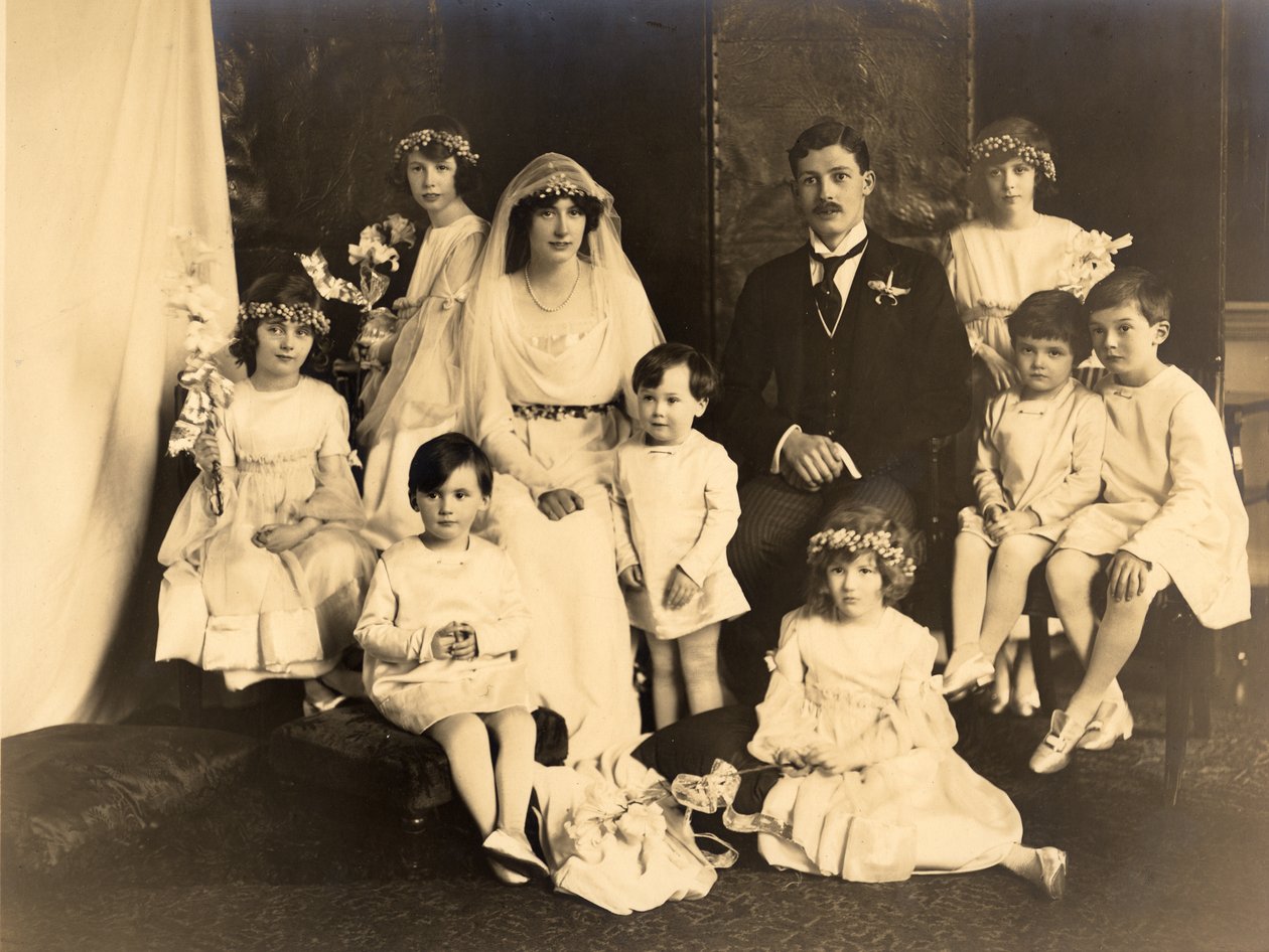 Zdjęcie grupowe Lady Dorothy Cavendish i Harolda Macmillana w dniu ślubu autorstwa Unbekannt Unbekannt