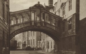 Hertford College, The Bridge (czarno-białe zdjęcie) autorstwa (after) English photographer