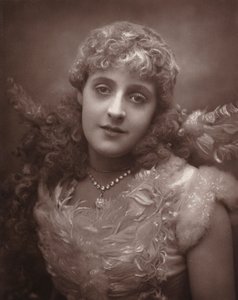 Panna Phyllis Broughton (zdjęcie czarno-białe) autorstwa (after) English photographer