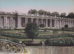 Grand Trianon, Facade sur les Jardins, Great Trianon, widok z przodu na ogrody (kolorowe zdjęcie) autorstwa (after) French Photographer