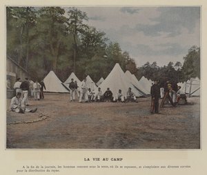 Życie na obozie (kolorowe zdjęcie) autorstwa (after) French Photographer