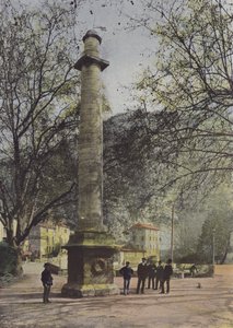Pomnik Laury i Petrarki (zdjęcie kolorowe) autorstwa (after) French Photographer