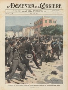 Carabinieri, którzy ratują anarchistów, którzy zebrali się w Rapallo na zakazany przez władze wiec od ludowej furii