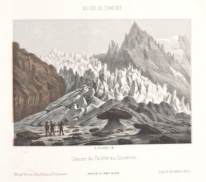 Widok na kamień Couvercle na lodowcu Talèfre Glacier du Talèfre au Couvercle (tytuł obiektu) Pamięć Chamonix-Mont-Blanc (tytuł serii) Museum du Mont-Blanc (tytuł serii na obiekcie)