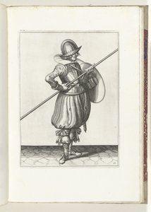 Ćwiczenie z tarczą i kolcem: Żołnierz ustawia kolec w pozycji do ciągnięcia dwa razy, pierwszy ruch (nr 13), 1618 Nassausche Wapen-Handelinge, van Schilt, Szpiedzy, Rappier i Tarcza: przedstawiony beyde figuerlick, oprawiony w nowy autorstwa Adam van Breen