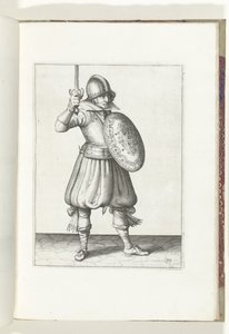 Ćwiczenie z tarczą i kolcem: Żołnierz przedstawia swój rapier ręką nie wyżej niż jego twarz (nr 19), 1618 Nassausche Wapen-Handelinge, van Schilt, Szpiedzy, Rappier i Tarcza: przedstawione beyde figuerlick i oprawione w nowy porządek